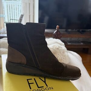 Fly London women’s size 42